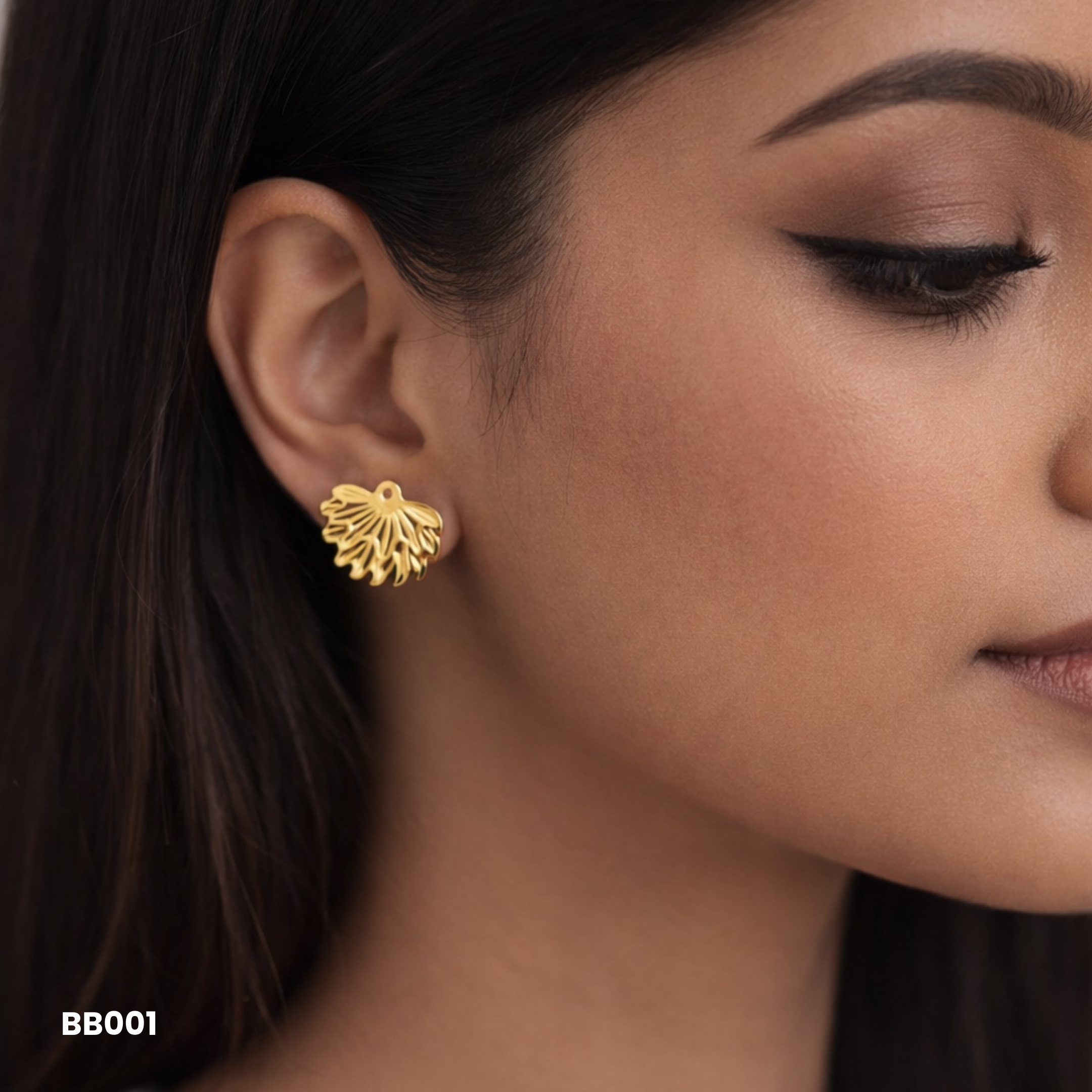 The Blossom Crest Studs (Anti Tarnish)