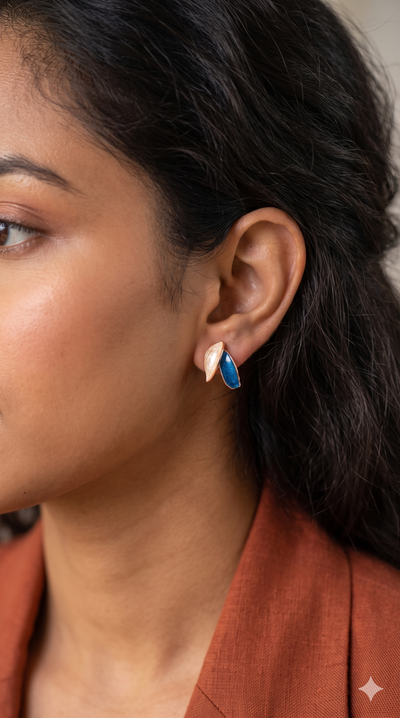 Enamel Double Leaf Stud Earrings – Dainty Two-Tone Botanical Fashion Studs