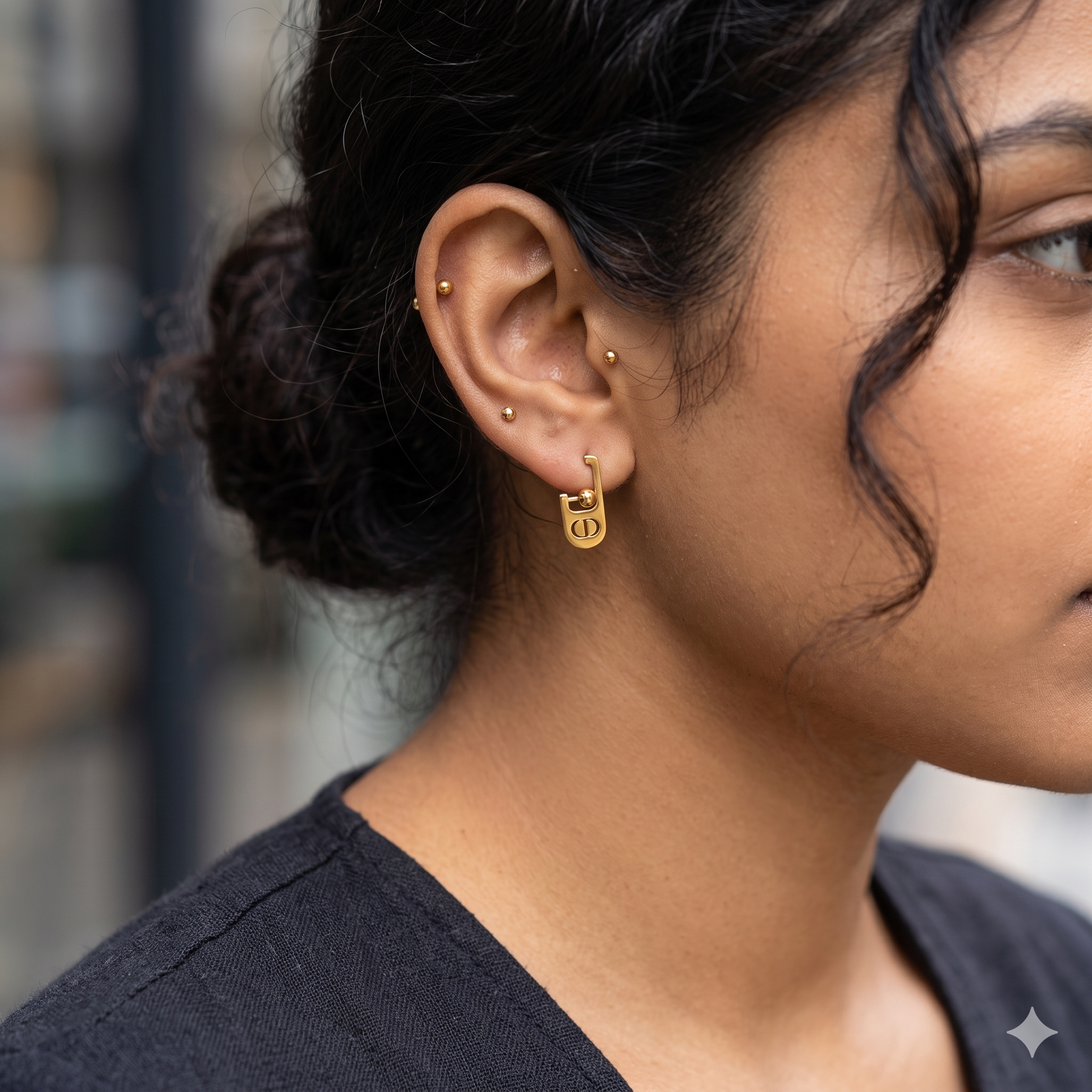 Luxury Cutout Tab Anti Tarnish Earrings