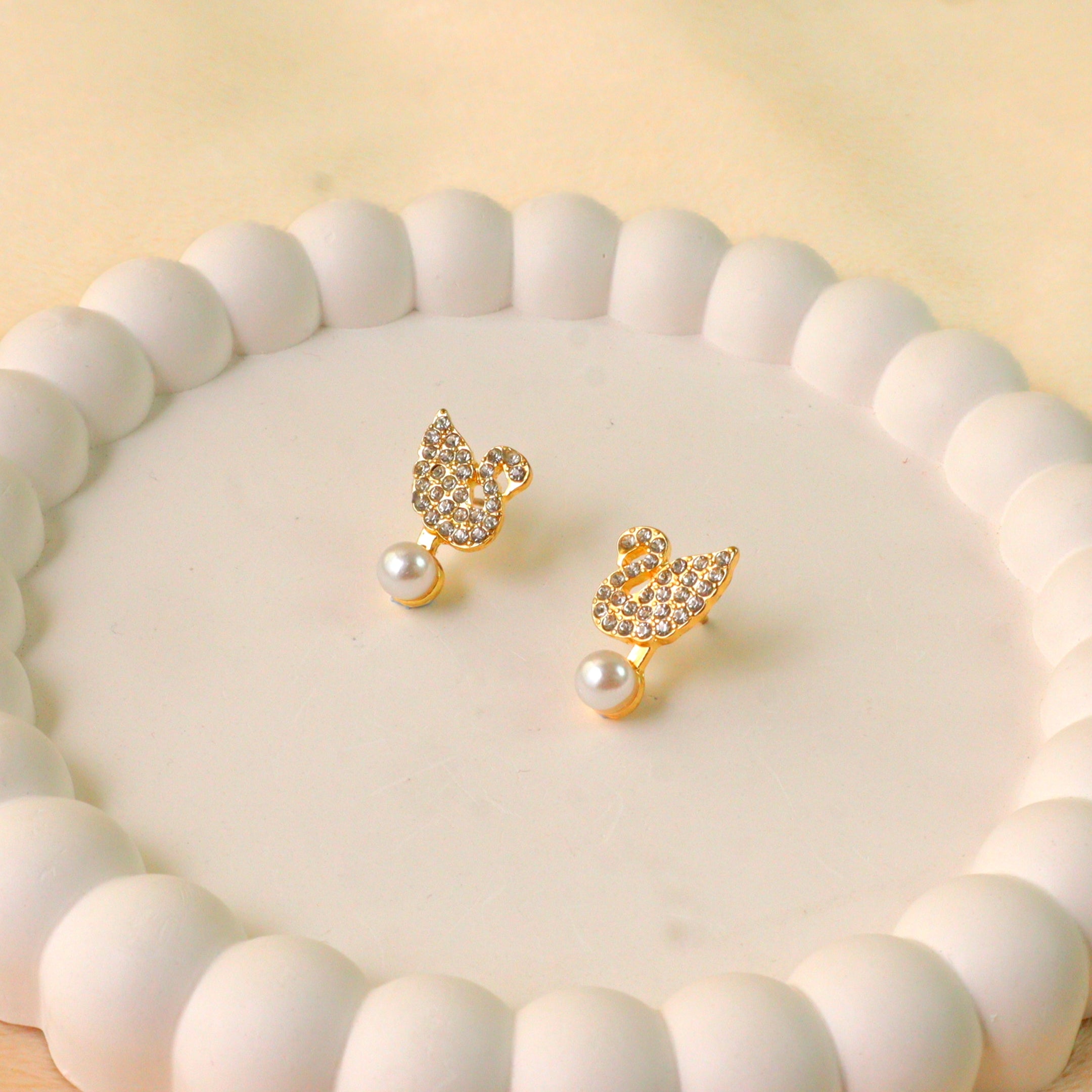 Rhinestone Swan Pearl Drop Earrings / Gold Tone Crystal Dove Animal Fashion Studs