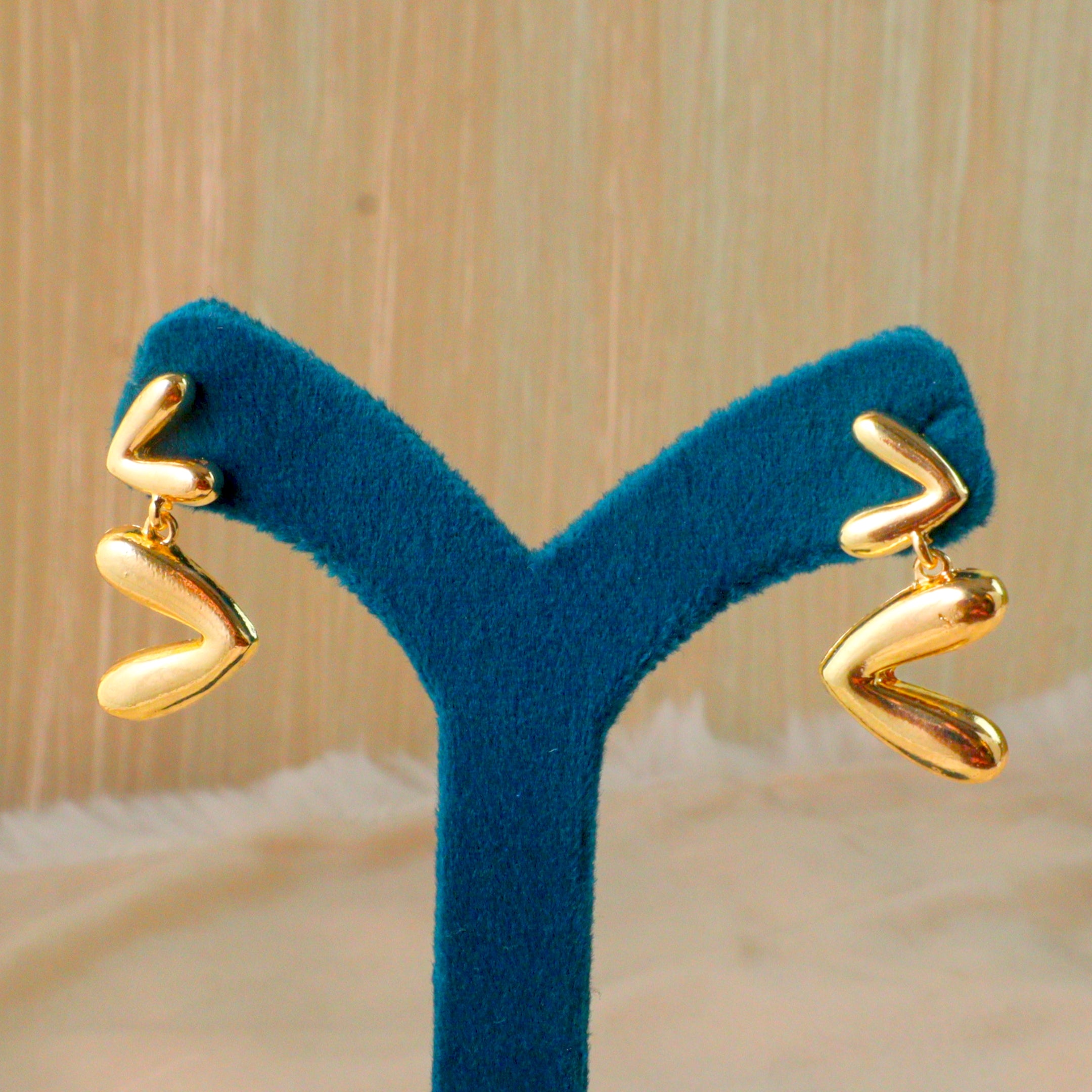 Chunky Abstract Lightning Bolt Stud Earrings / Zig Zag Fashion Earrings