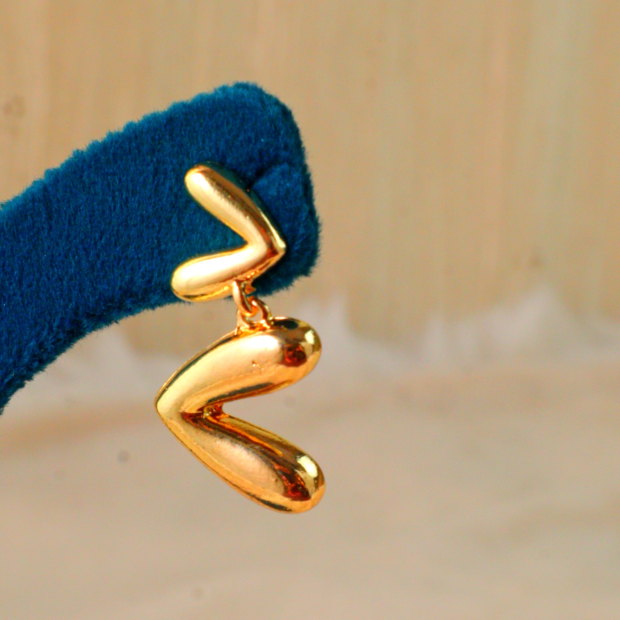 Chunky Abstract Lightning Bolt Stud Earrings / Zig Zag Fashion Earrings