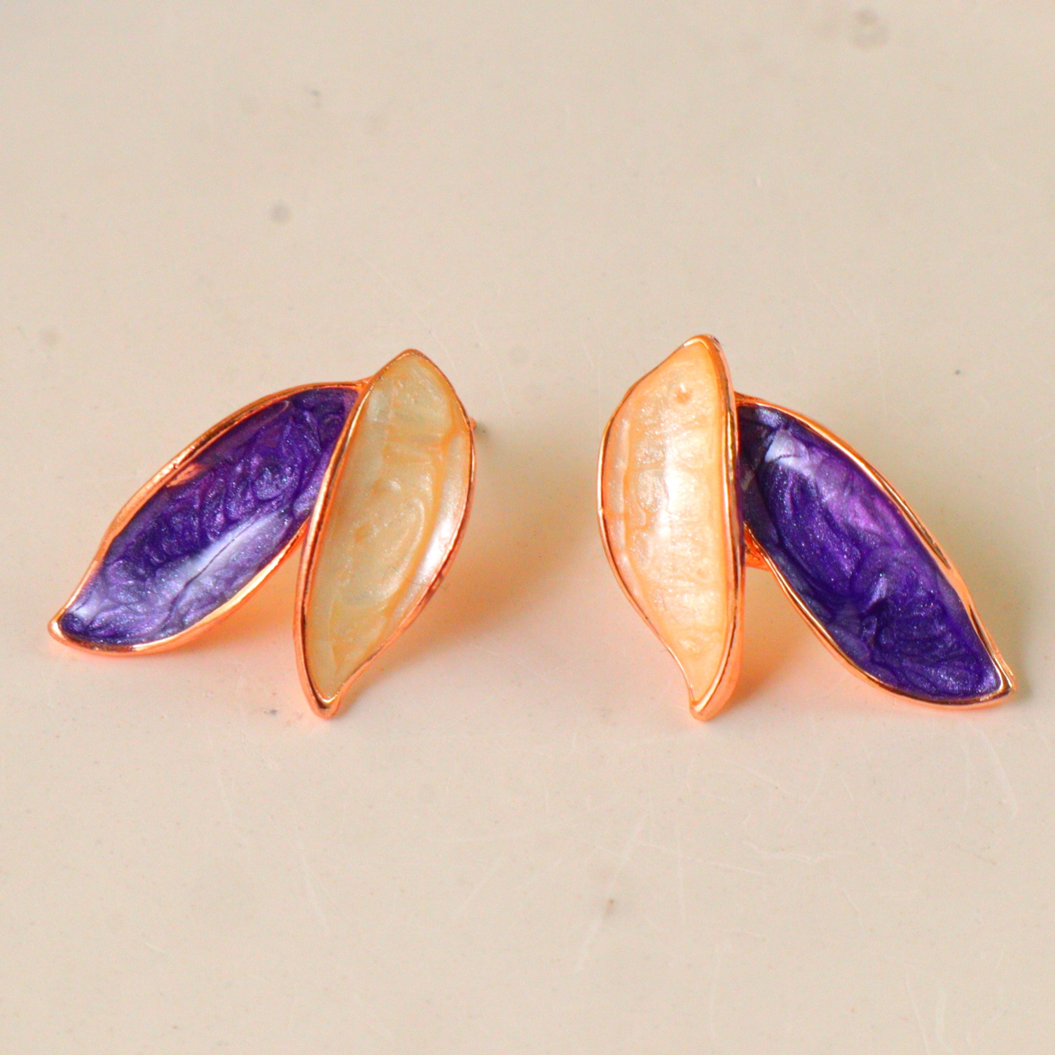 Enamel Double Leaf Stud Earrings – Dainty Two-Tone Botanical Fashion Studs