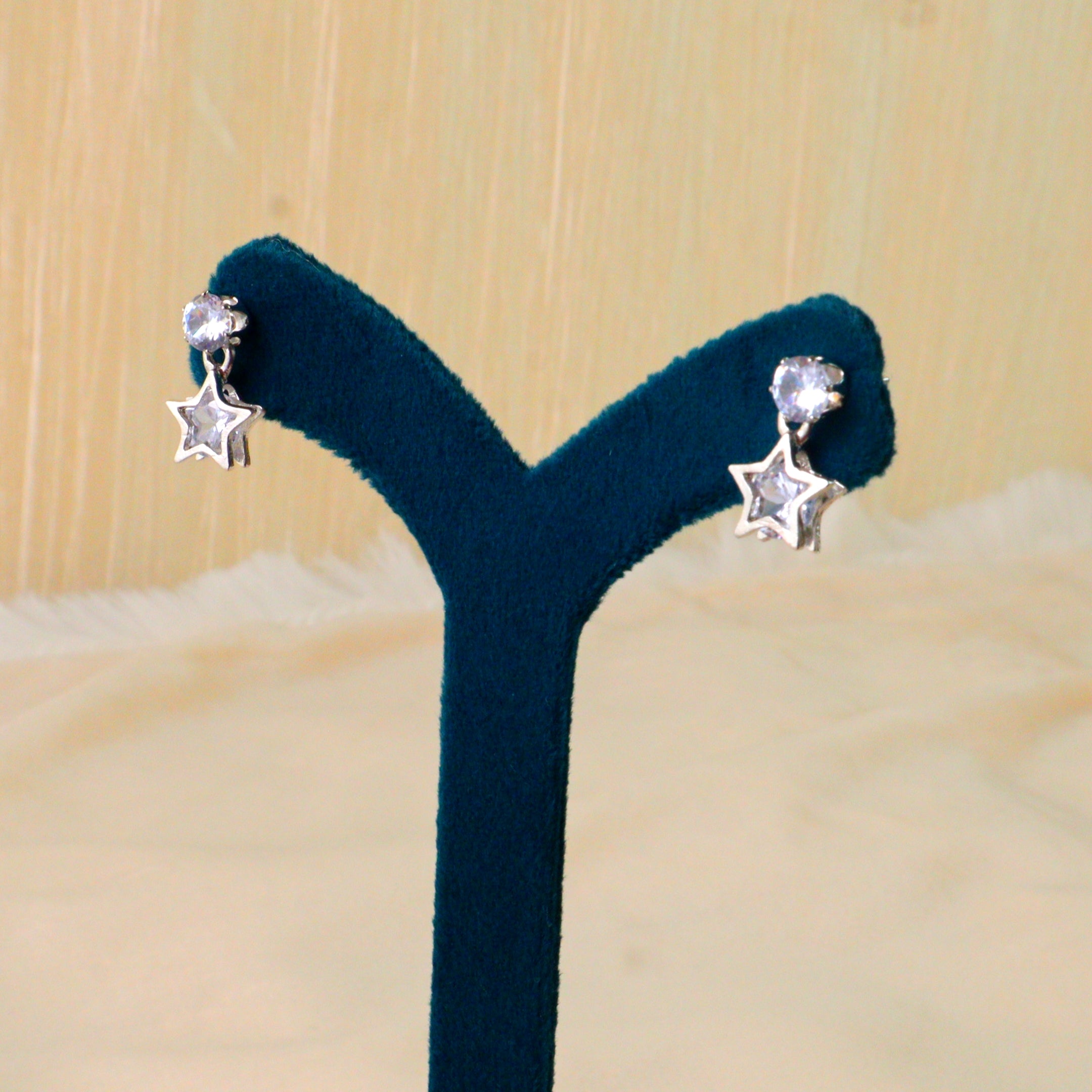 Sparkling Crystal drop Silver Earrings | Elegant Women's Fashion Jewelry