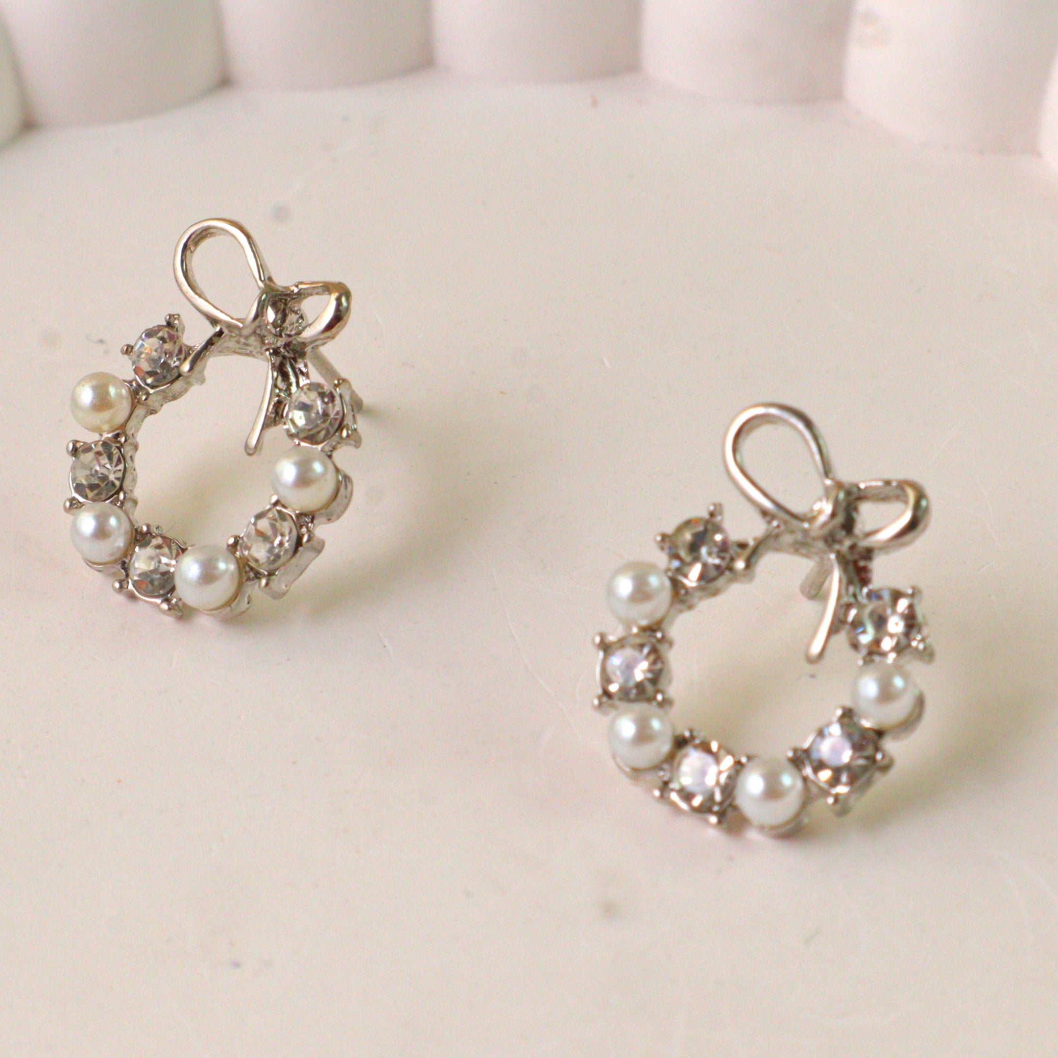 Seashell Starfish Wreath Stud Earrings – Pearl Ocean Theme Beach Earrings