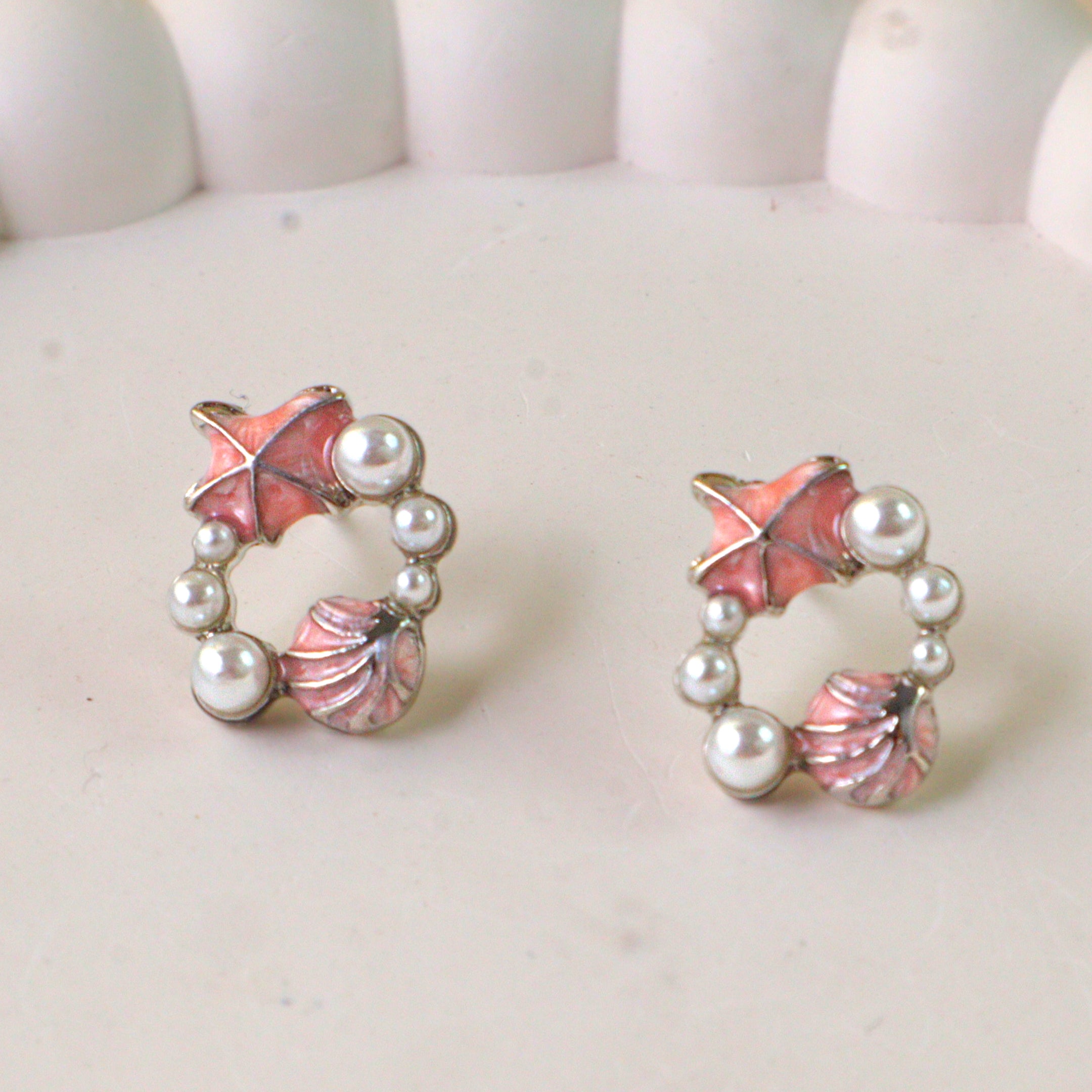 Seashell Starfish Wreath Stud Earrings – Pearl Ocean Theme Beach Earrings
