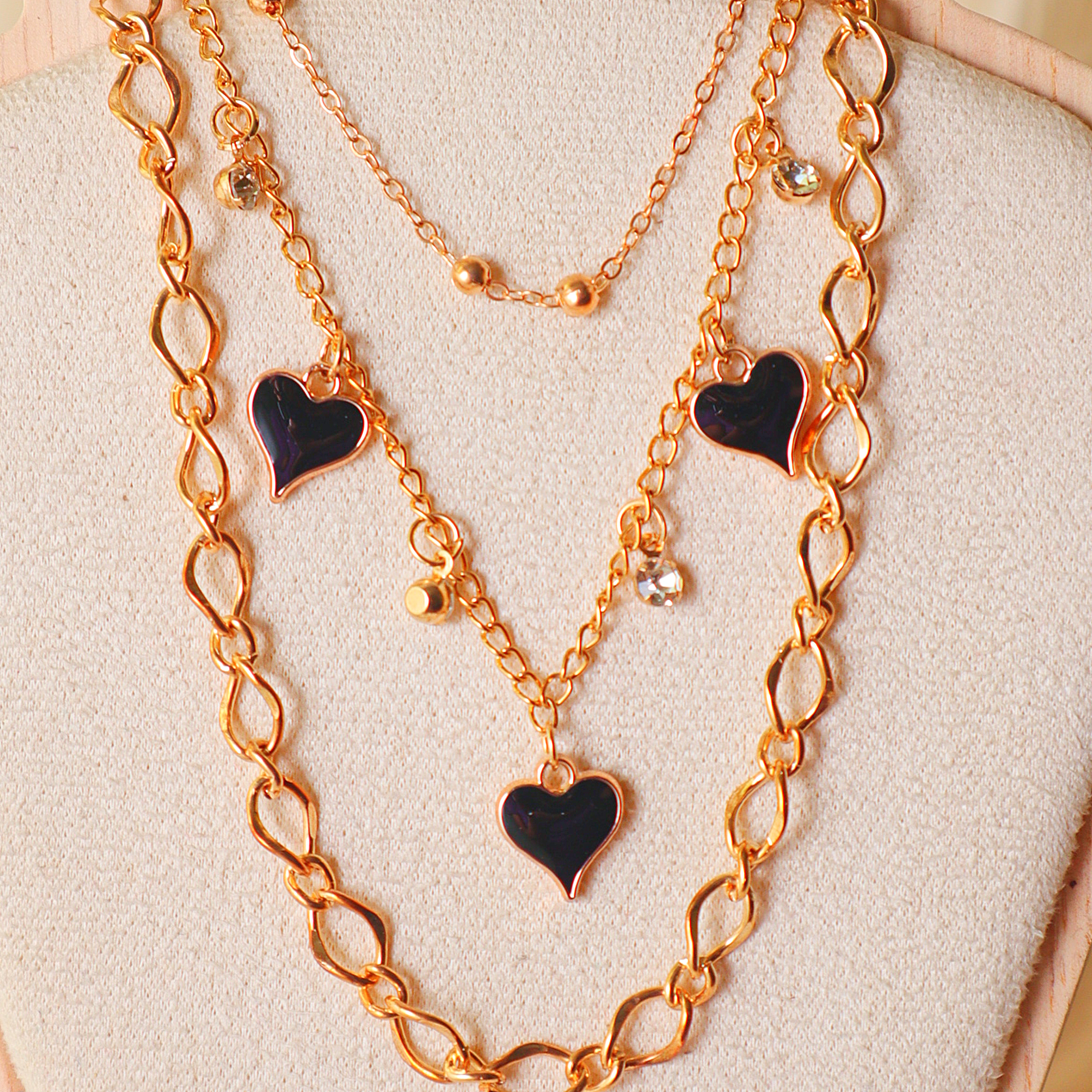 Gold Layered Necklace Set for Women – 3-Piece Black Heart Charm & Chunky Link Chain Combo