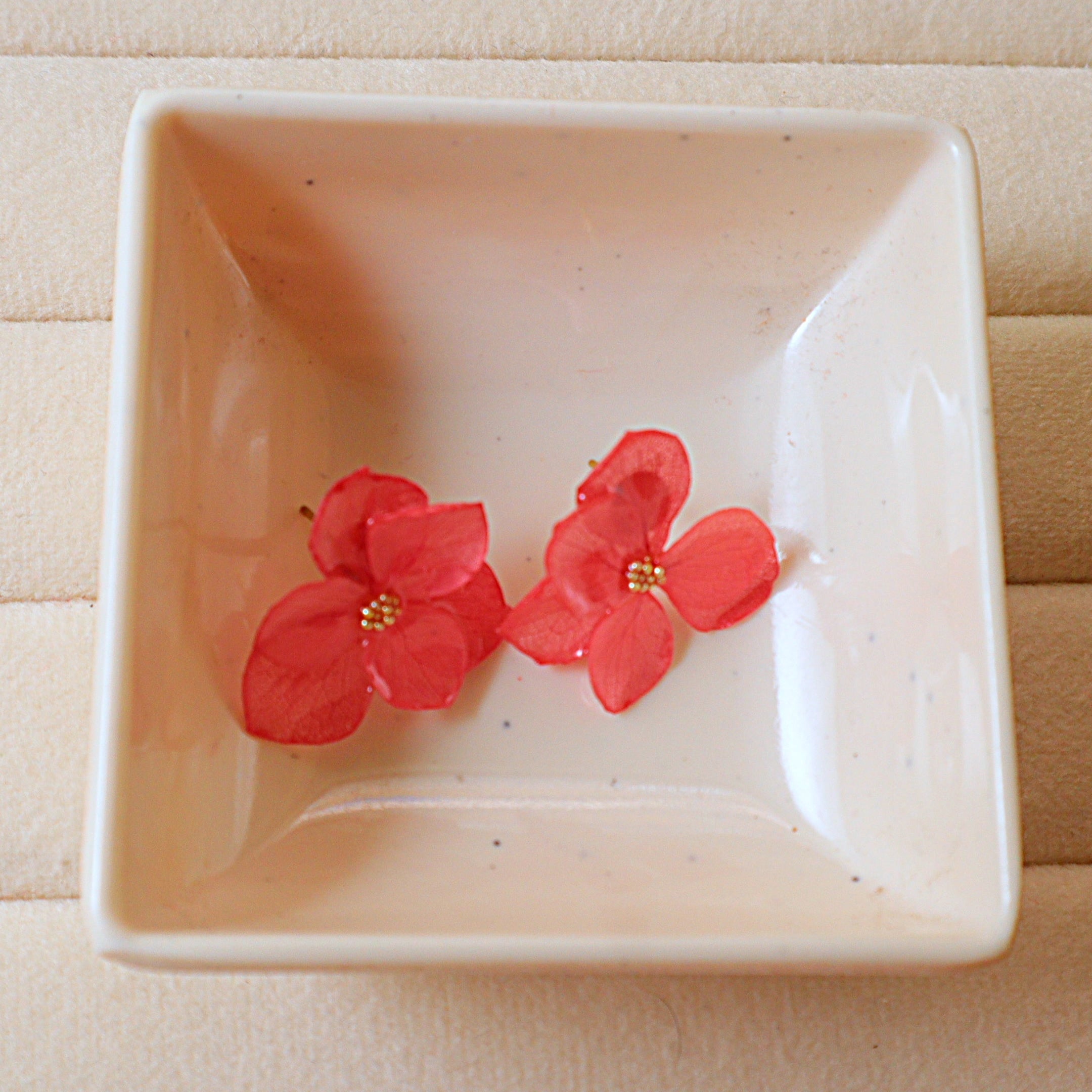Real Preserved Coral Red Hydrangea Flower Stud Earrings | Handcrafted Resin Botanical Petal Studs with Gold Seed Beaded Center