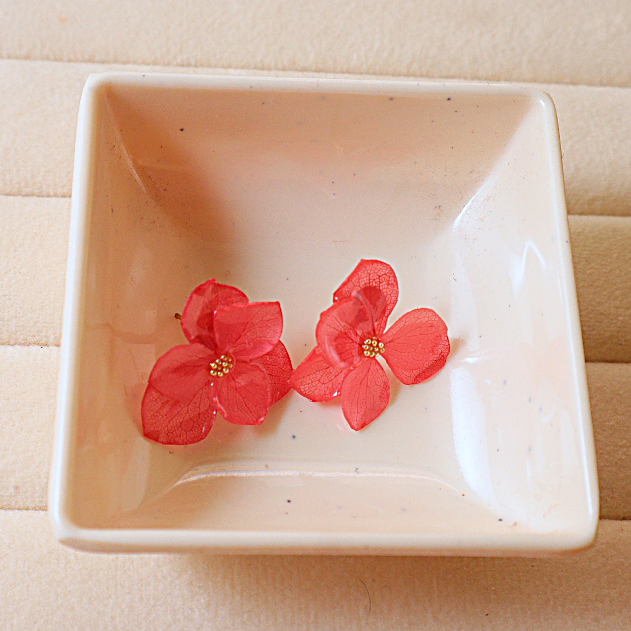 Real Preserved Coral Red Hydrangea Flower Stud Earrings | Handcrafted Resin Botanical Petal Studs with Gold Seed Beaded Center