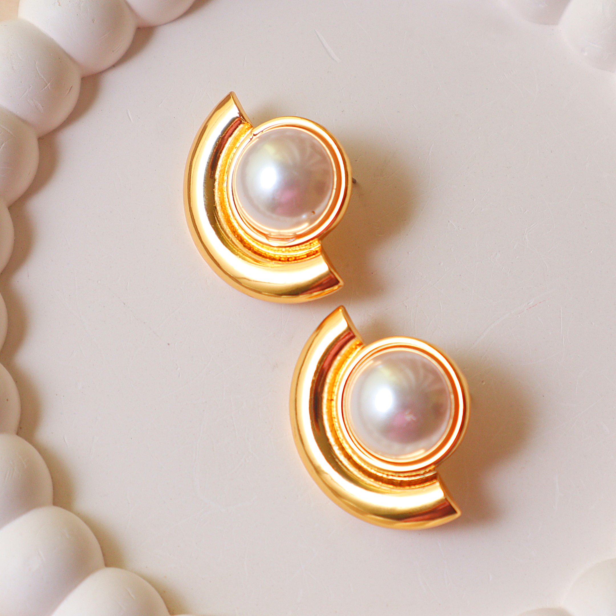 Vintage Gold Pearl Stud Earrings – Bold Geometric Crescent Statement Earrings for Women