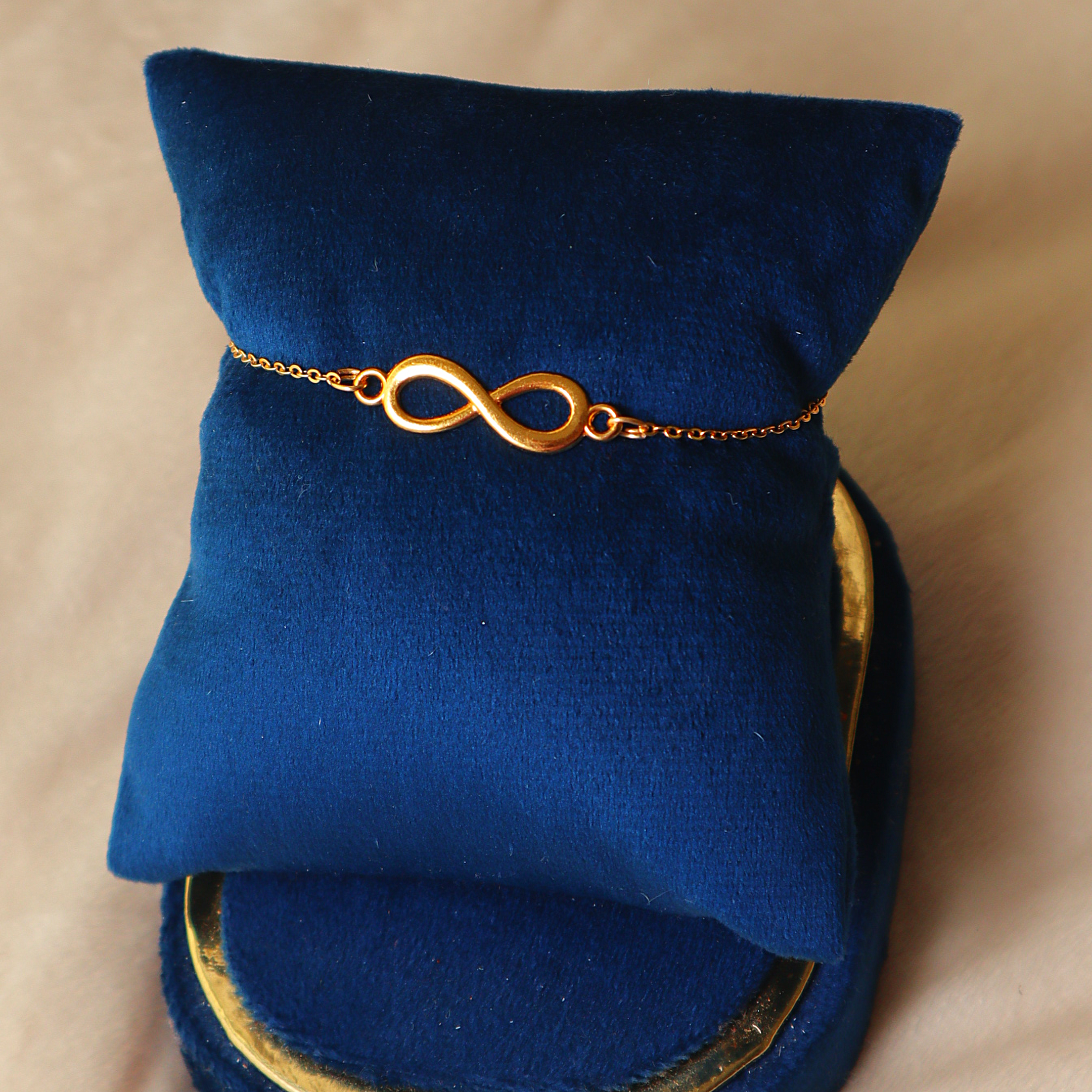 Gold Infinity Necklace & Bracelet Set – 2-Piece Minimalist Jewelry Combo for Women