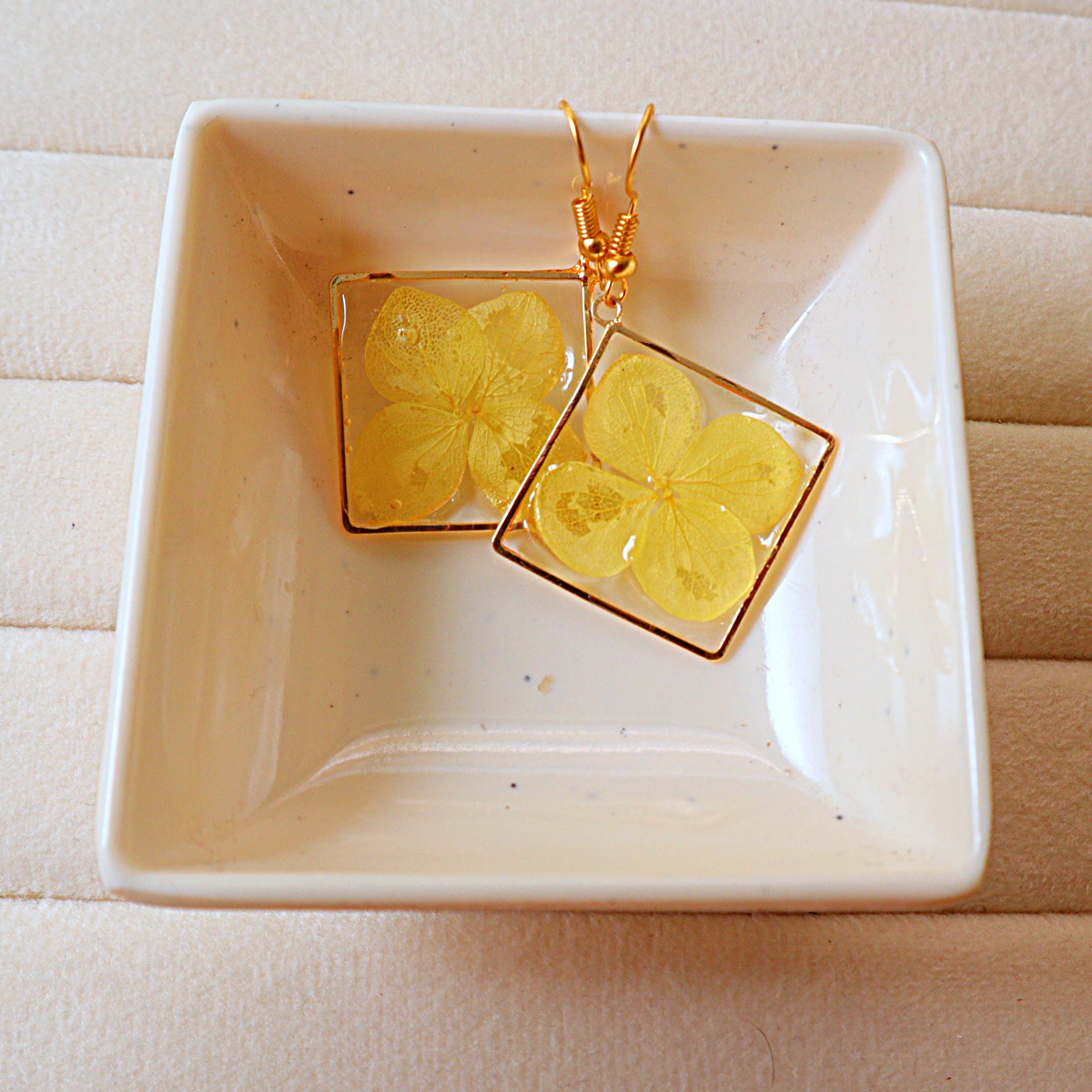 Real Pressed Hydrangea Square Frame Resin Dangle Earrings | Handcrafted Gold Bezel Botanical Drop Earrings