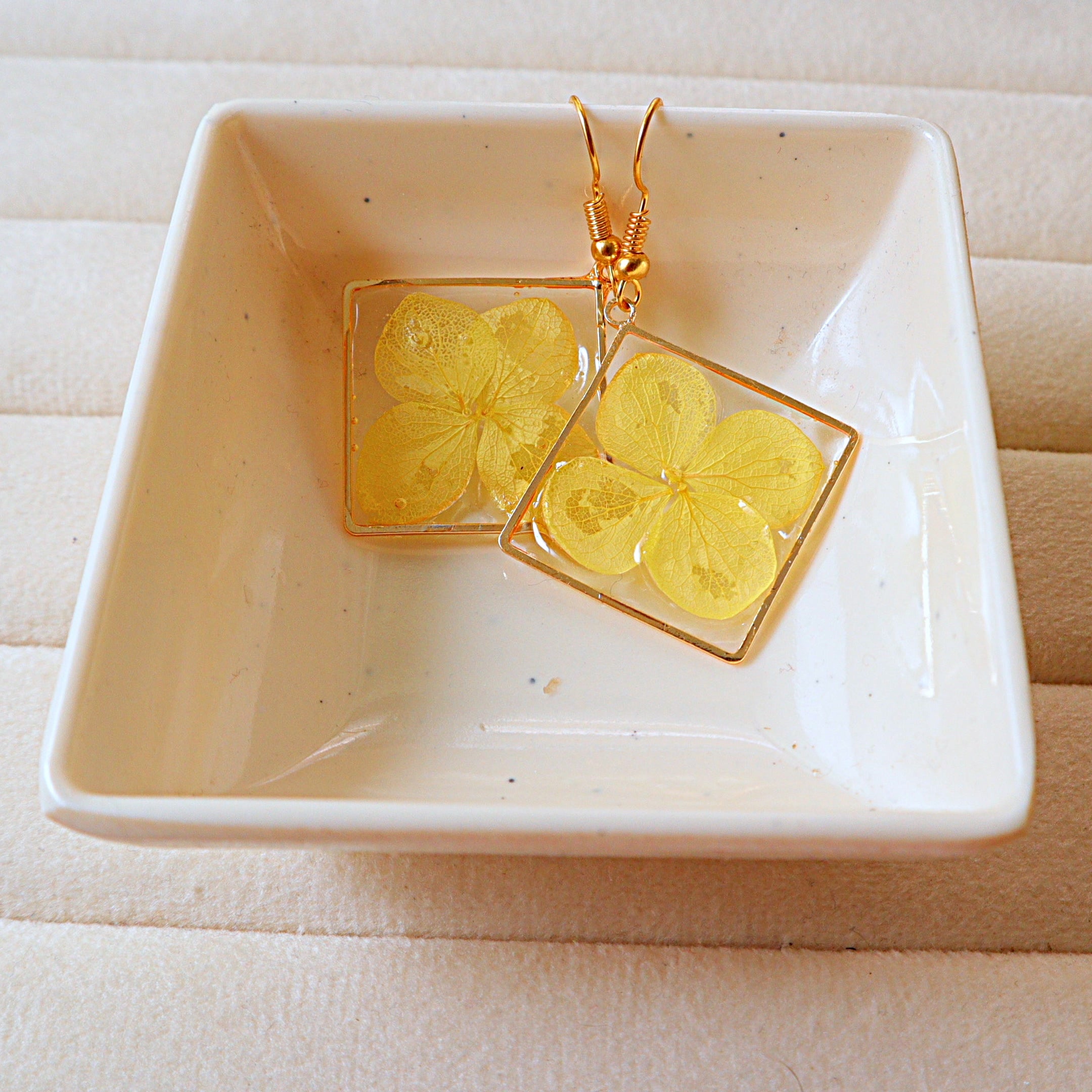 Real Pressed Hydrangea Square Frame Resin Dangle Earrings | Handcrafted Gold Bezel Botanical Drop Earrings