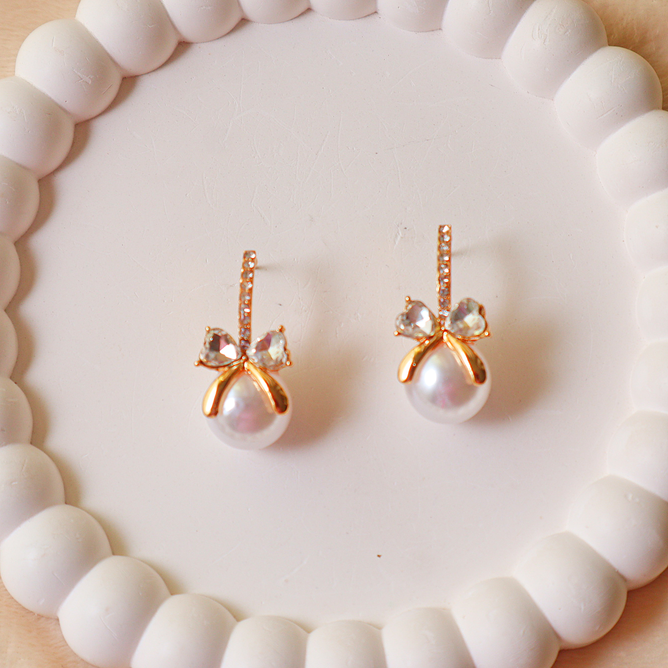Luxury Pearl Bow Drop Designer Earrings for Women – Crystal Fashion Earrings