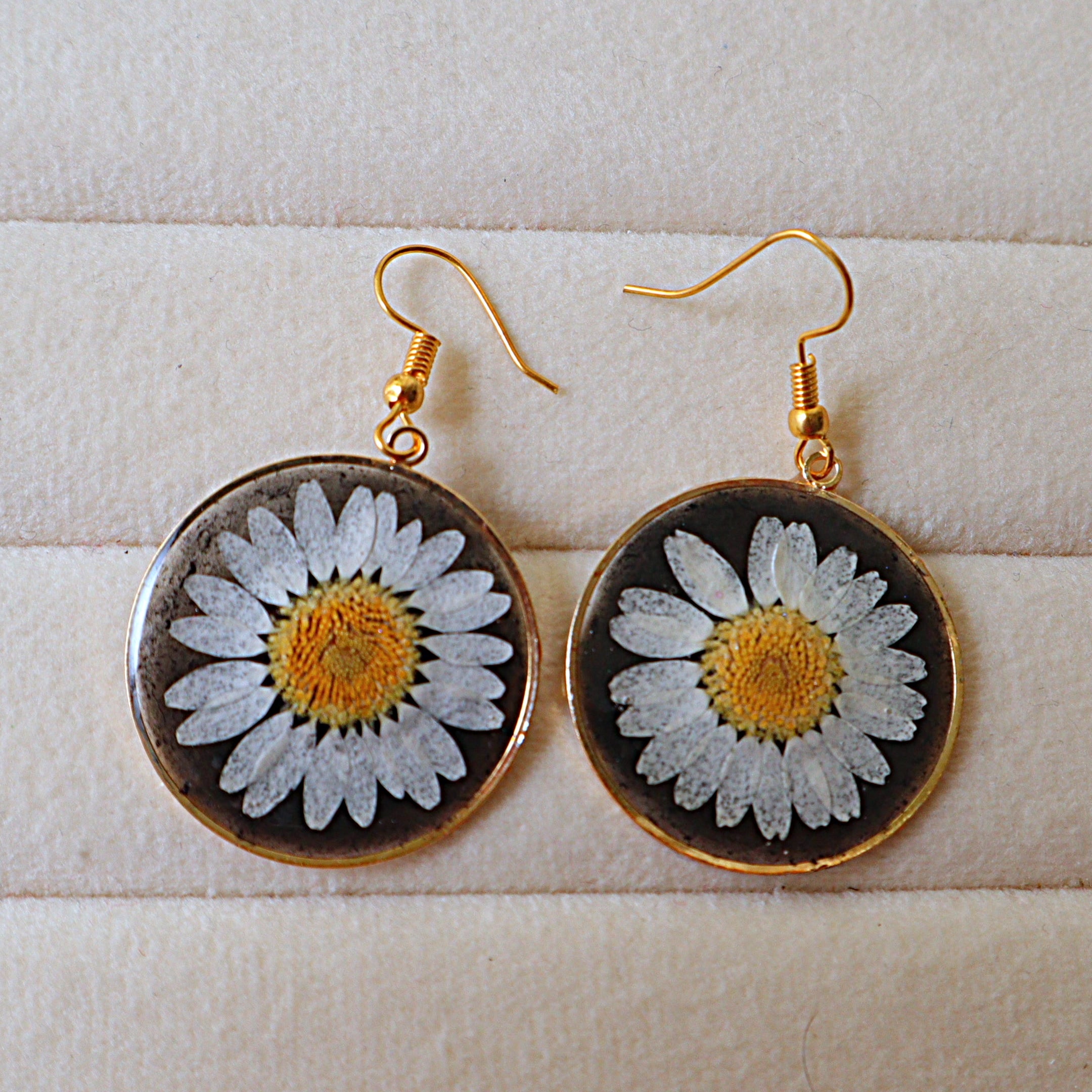 Real Pressed White Daisy Resin Dangle Earrings | Handcrafted Gold Bezel Dark Base Botanical Drop Earrings