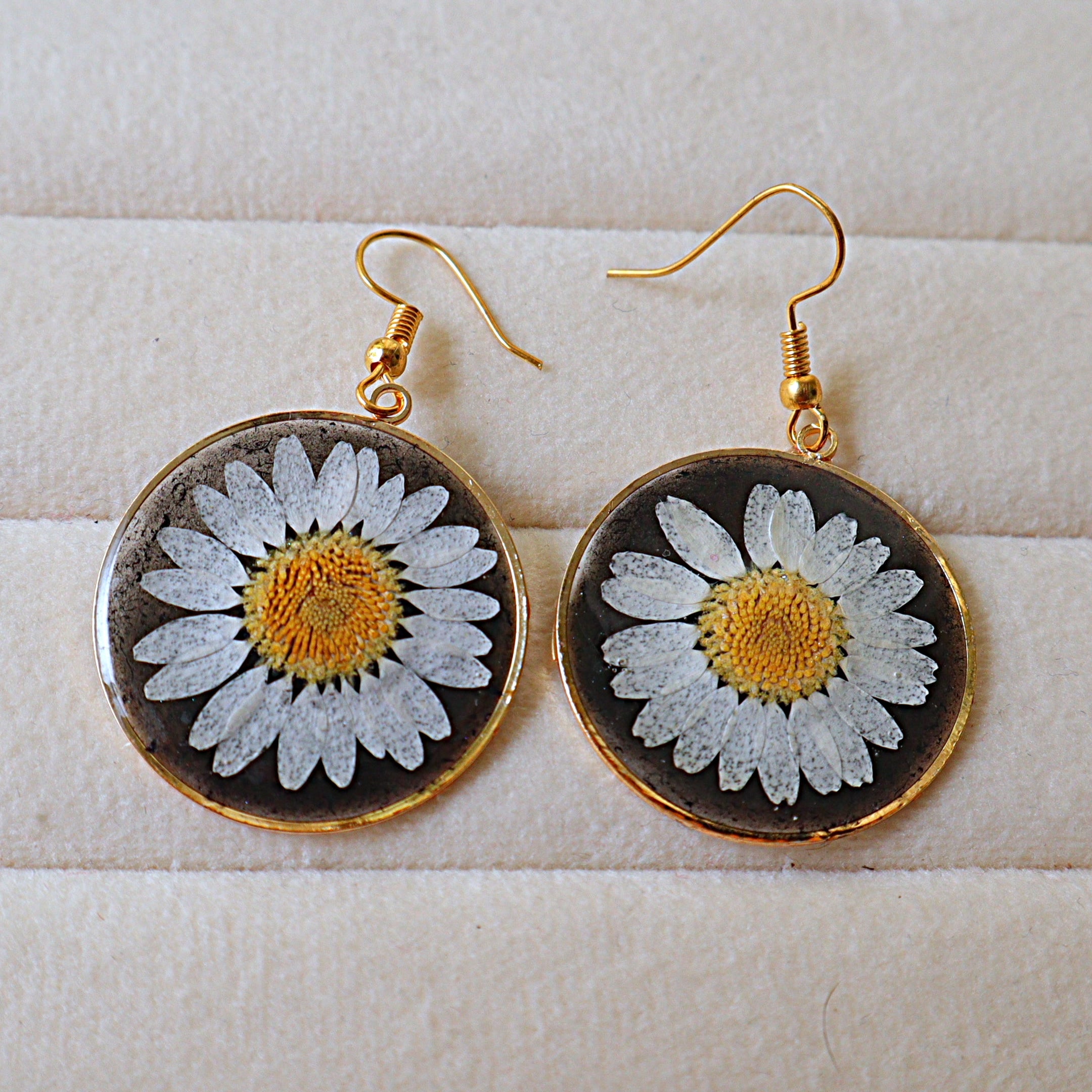 Real Pressed White Daisy Resin Dangle Earrings | Handcrafted Gold Bezel Dark Base Botanical Drop Earrings