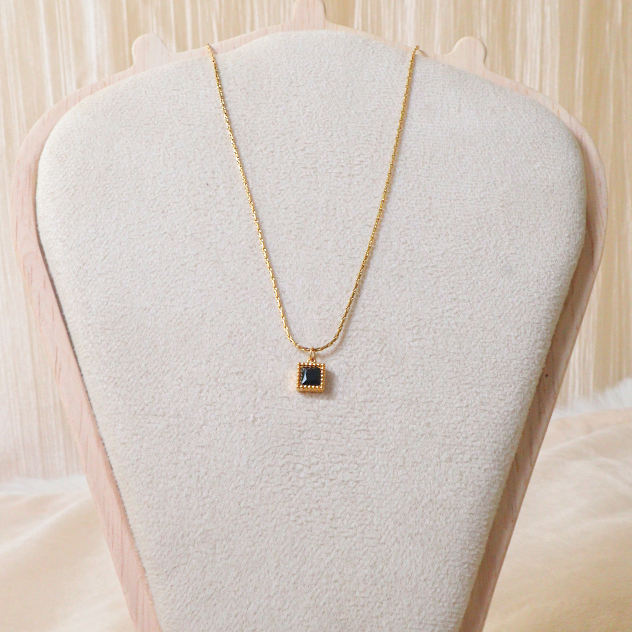 18K Gold Plated Black Square Onyx Pendant Necklace – Anti-Tarnish Dainty Gemstone Choker