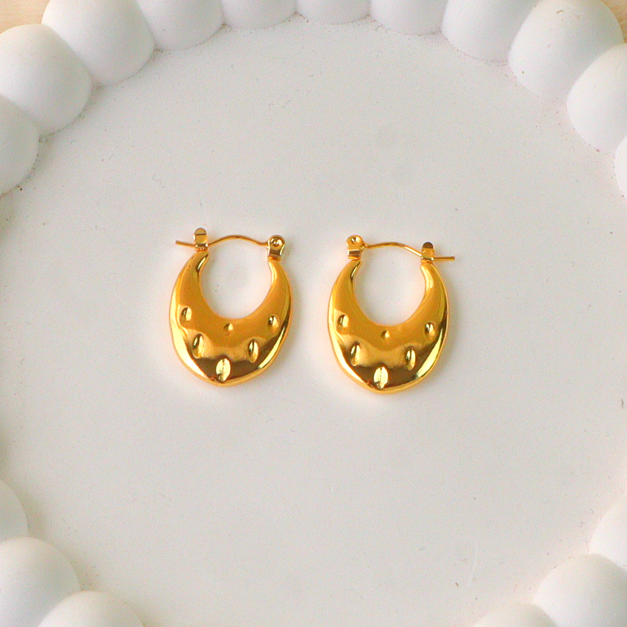 Aurora Twist Anti Tarnish Hoops