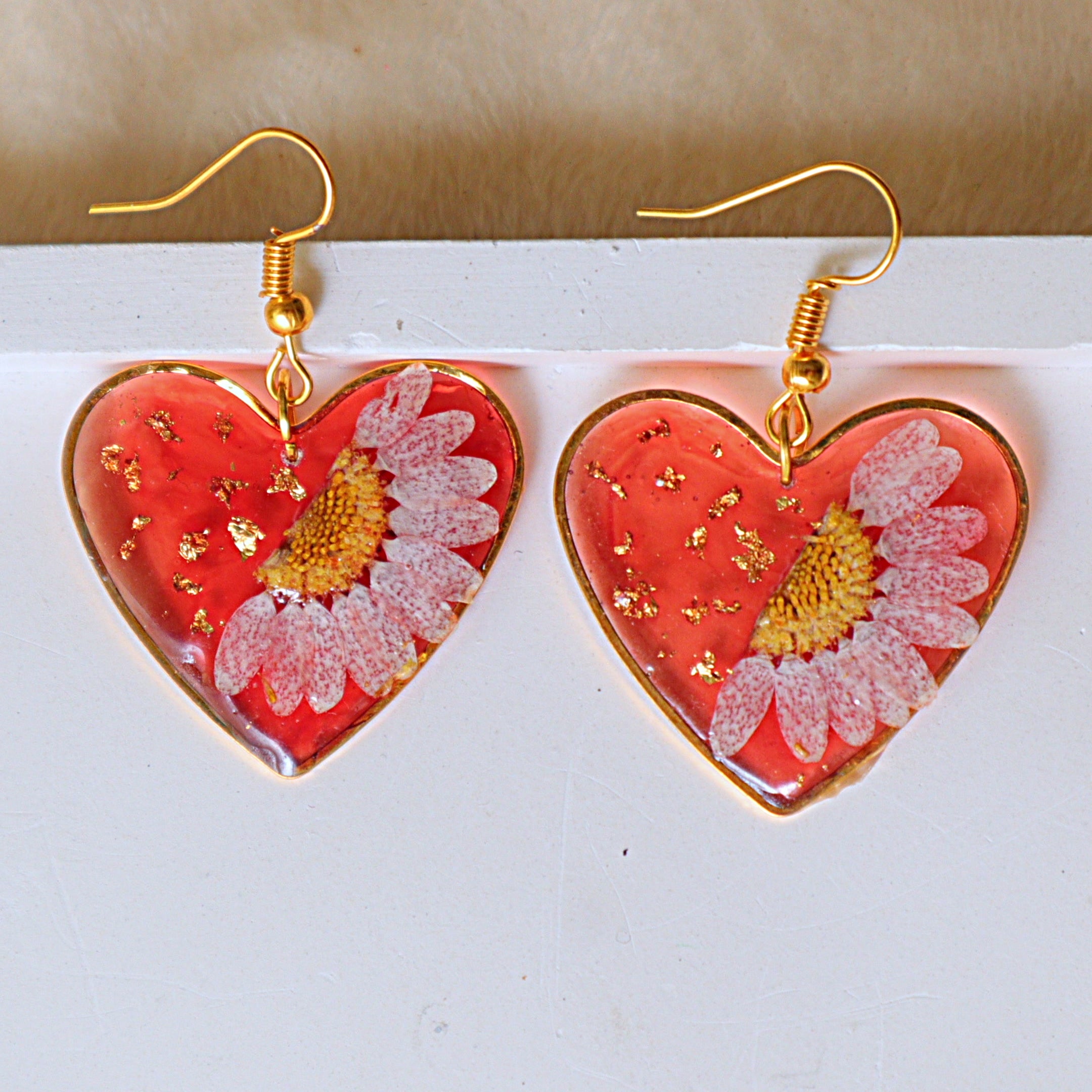 Real Pressed White Daisy Red Heart Resin Dangle Earrings with Gold Foil | Handcrafted Botanical Drop Earrings