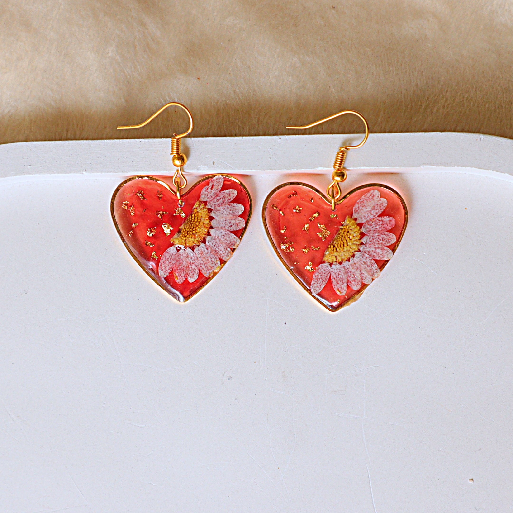 Real Pressed White Daisy Red Heart Resin Dangle Earrings with Gold Foil | Handcrafted Botanical Drop Earrings