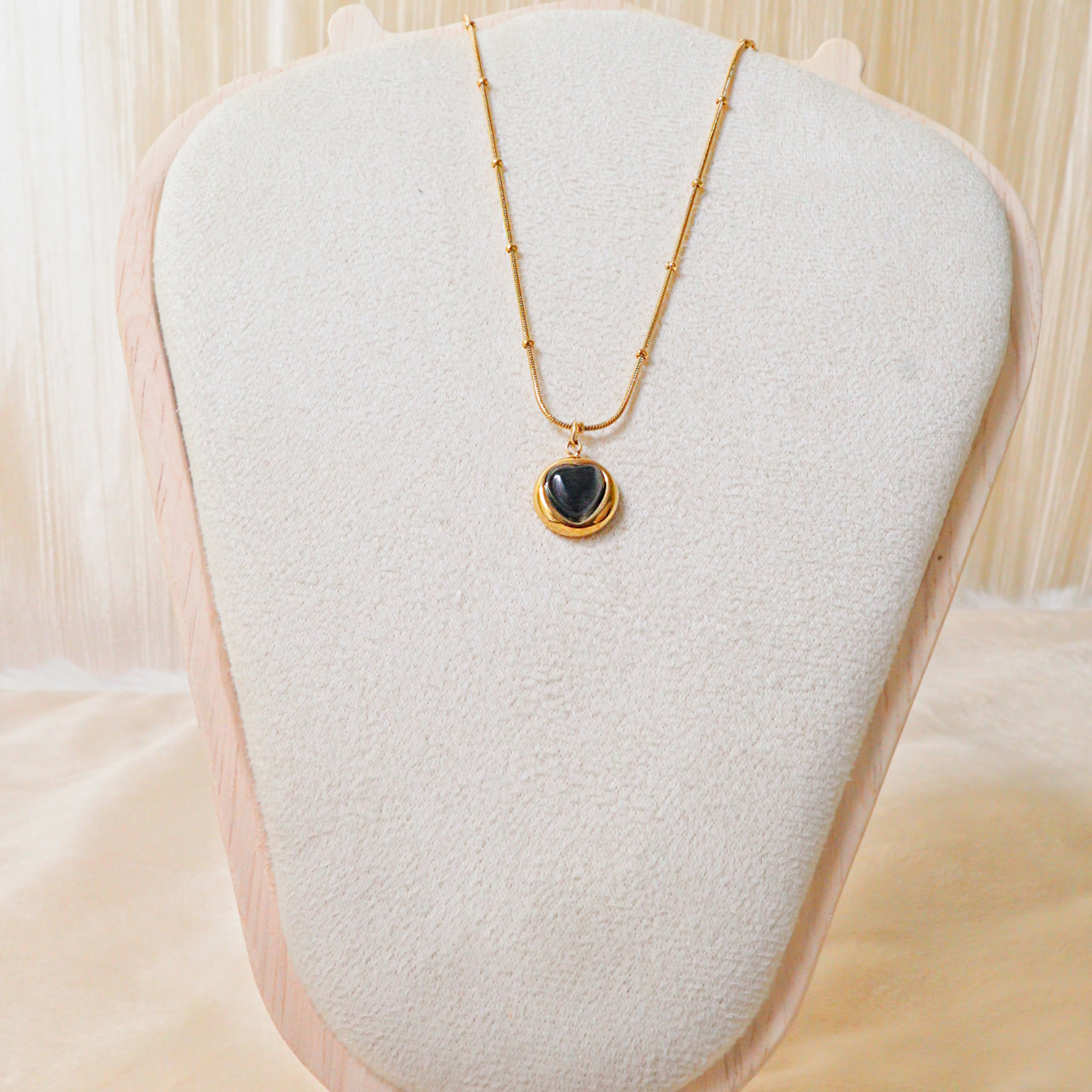 18K Gold Plated Black Heart Pendant Necklace
