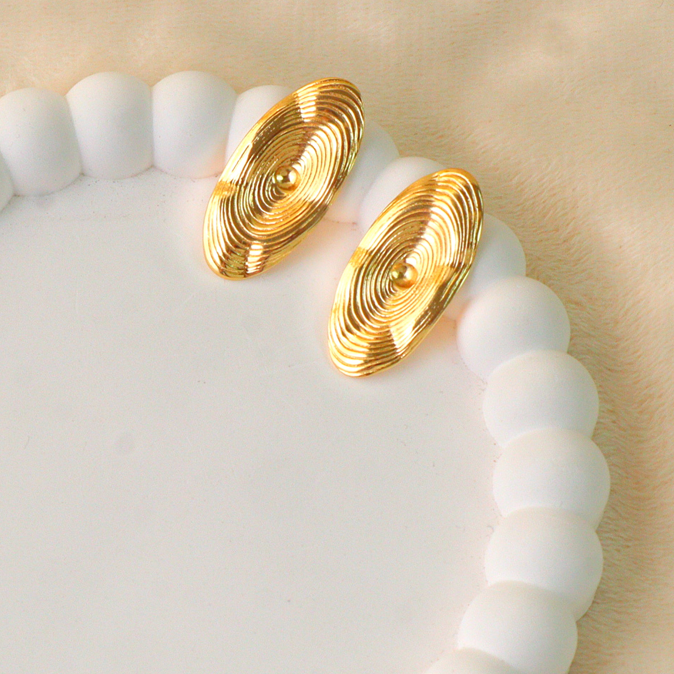 Aura Disc Anti Tarnish Earrings