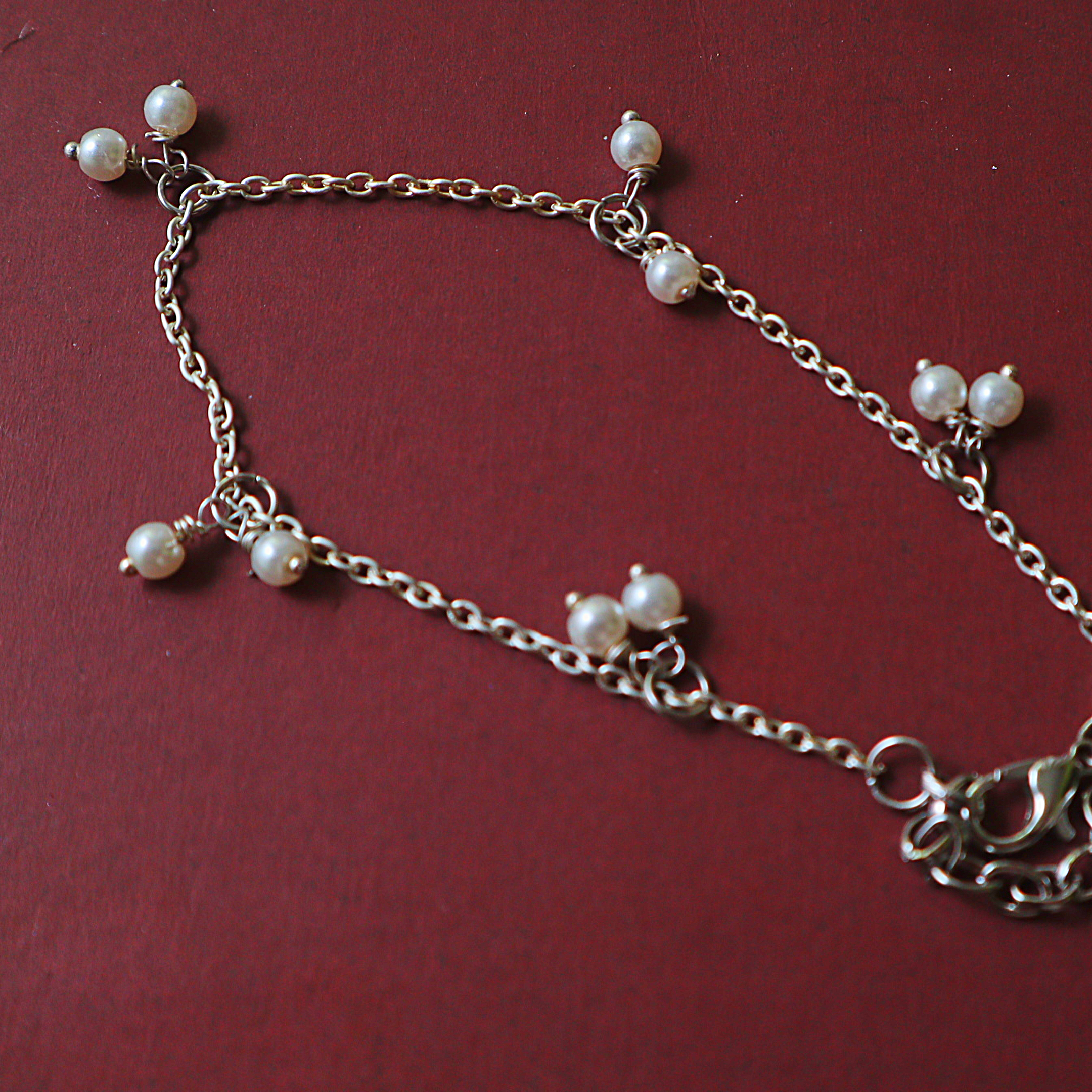 Dainty Pearl Cluster Chain Bracelet