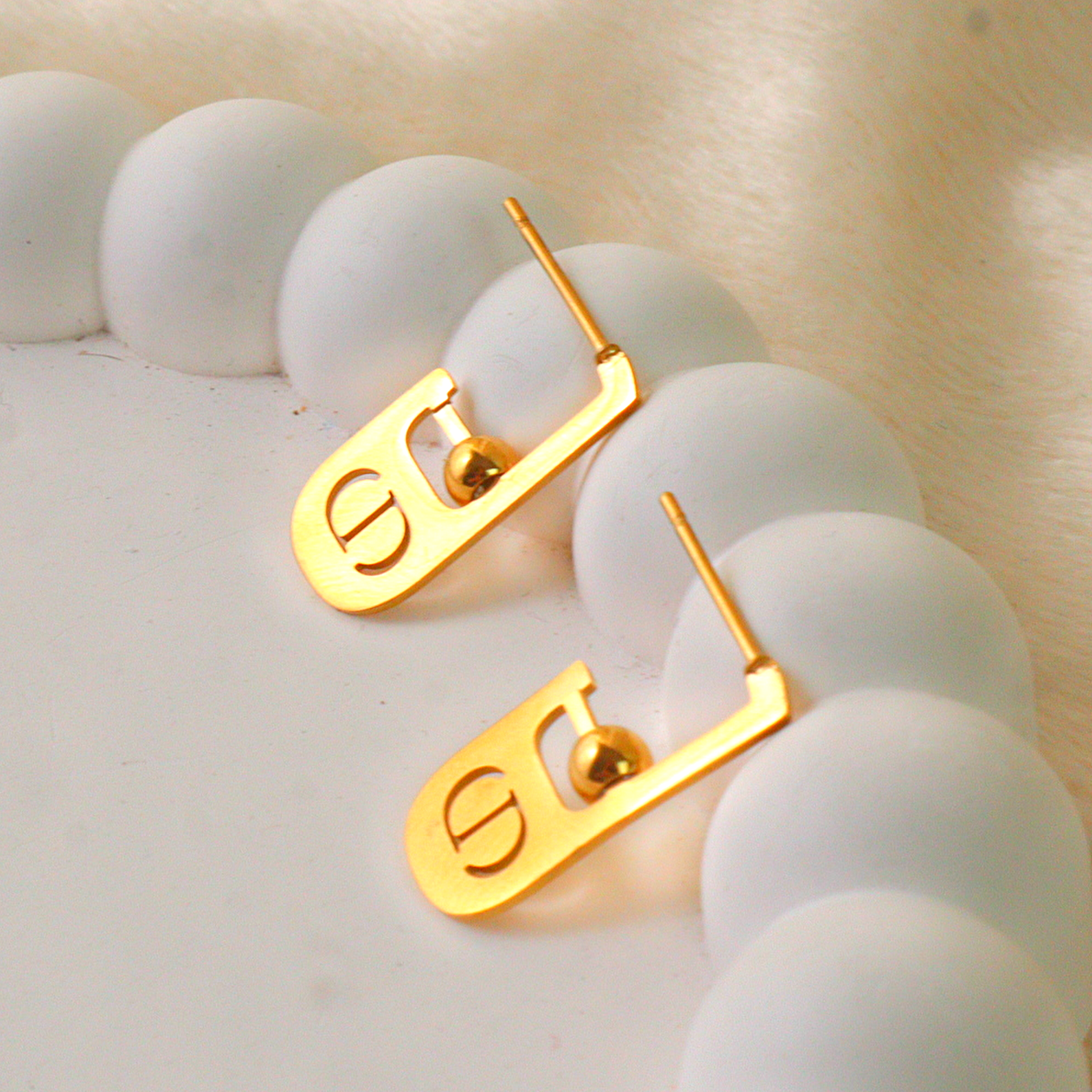 Luxury Cutout Tab Anti Tarnish Earrings