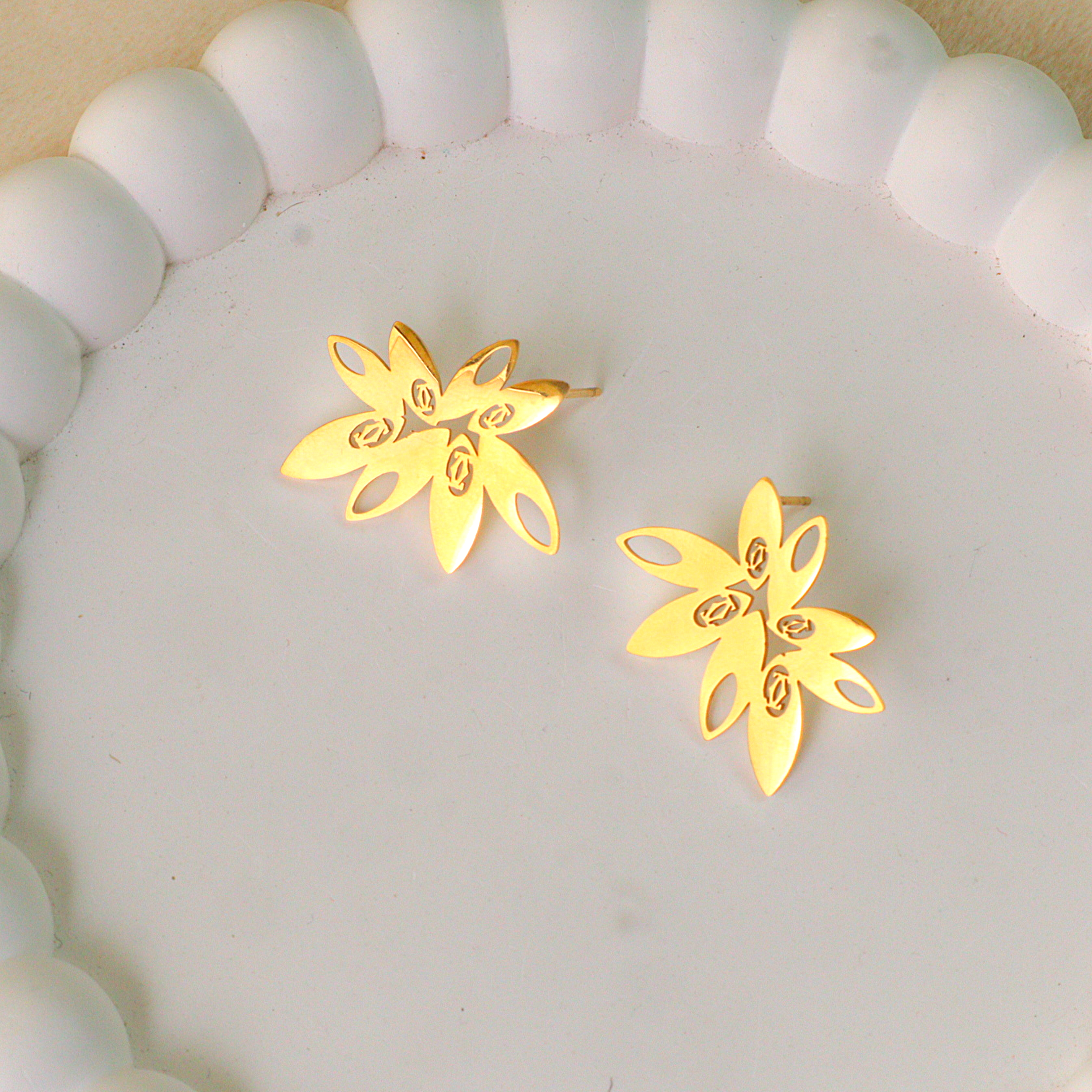 Dainty Gold Flower Burst Stud Anti Tarnish Earrings