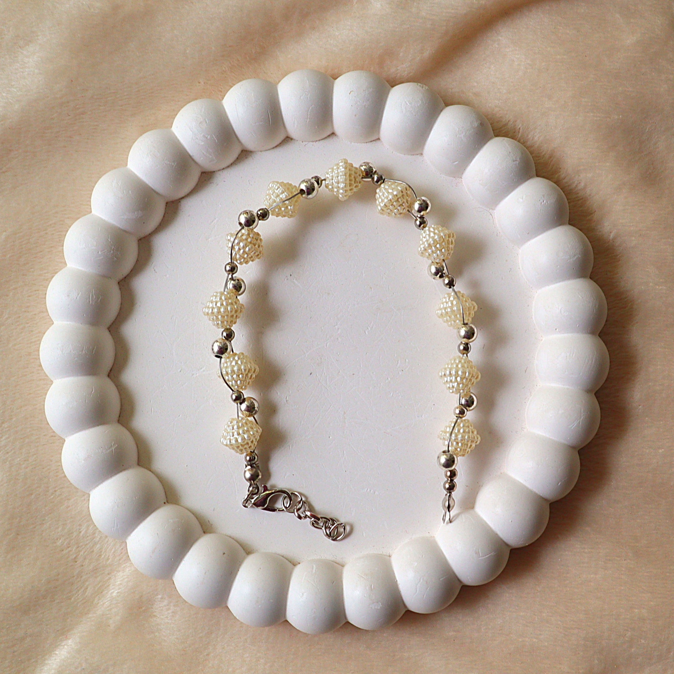 Vintage Pearl Mesh Bead Chain Bracelet | Cream Textured Pearl Link Bracelet