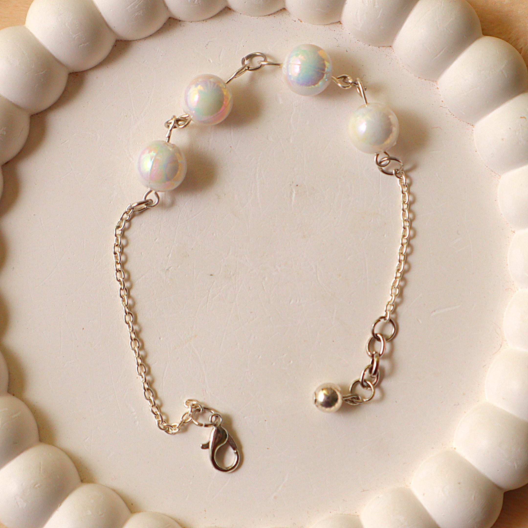 Minimalist Iridescent Pearl Chain Bracelet