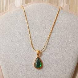 18K Gold Plated Emerald Green Teardrop Pendant Necklace – Anti-Tarnish Snake Chain
