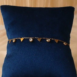 Geometric Triangle Charm Bracelet for Women – Anti-Tarnish Gold Stainless Steel Bracelet