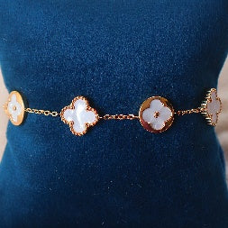 White Blossom Clover Charm Bracelet for Women – Anti-Tarnish Gold Plated Stainless Steel Bracelet